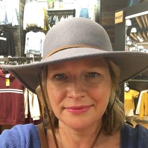 Meet your Posher, Kathleen